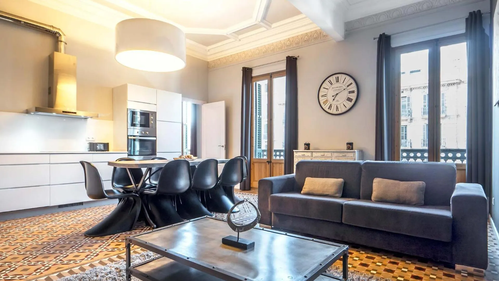 Rent Top Apartments Rambla Catalunya Barcelona Spain