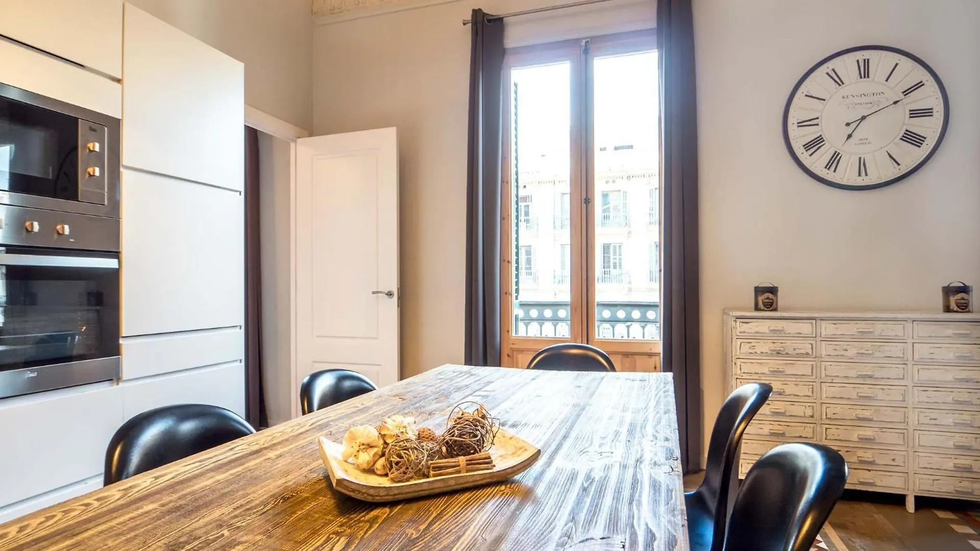 Rent Top Apartments Rambla Catalunya Barcelona Spain