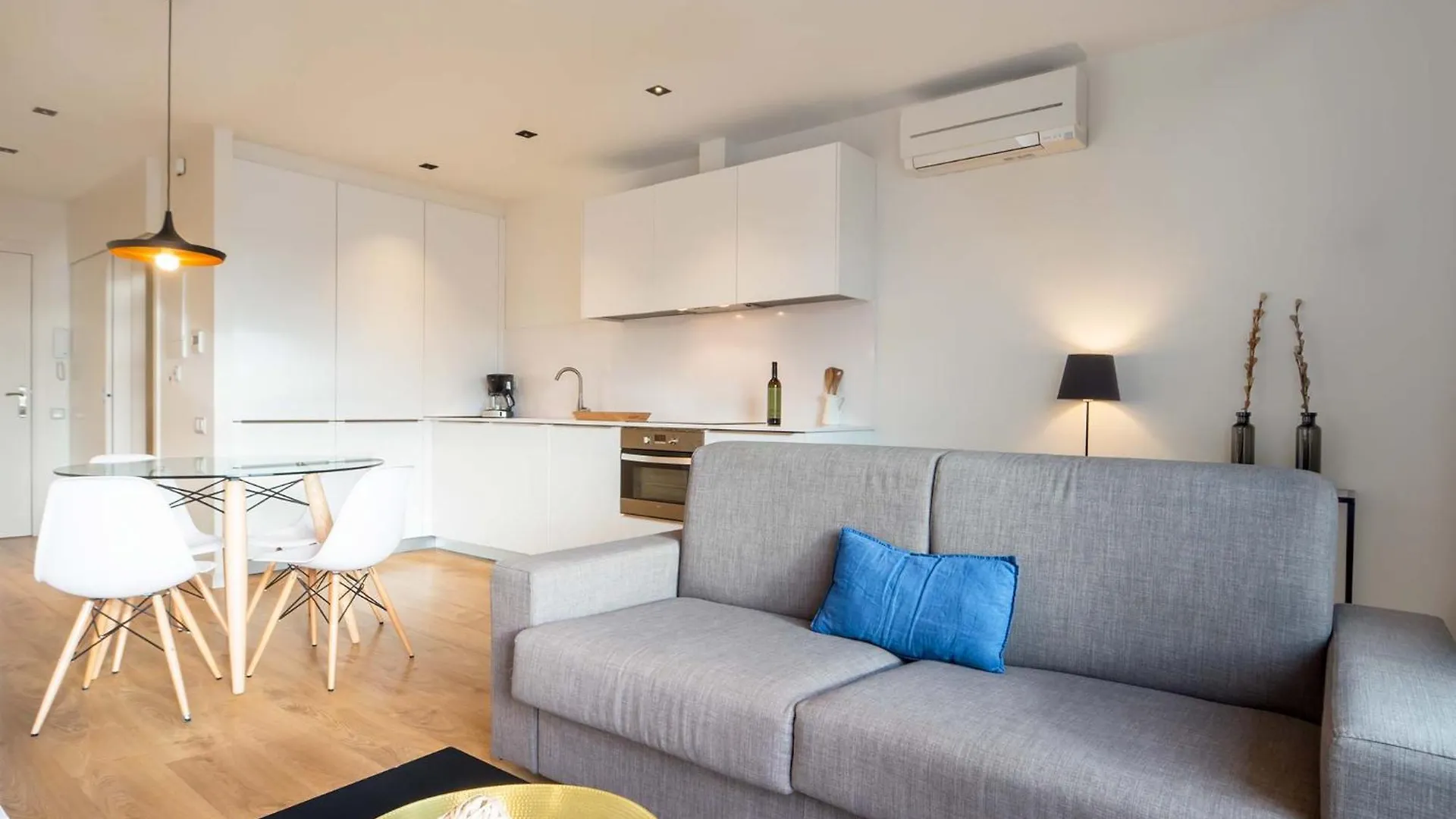 Rent Top Apartments Rambla Catalunya Barcelona