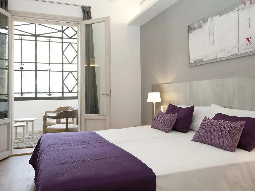 Rent Top Apartments Rambla Catalunya Barcelona 0*,  Spain