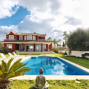 https://red-house-bed-breakfast.balearic-islands.net