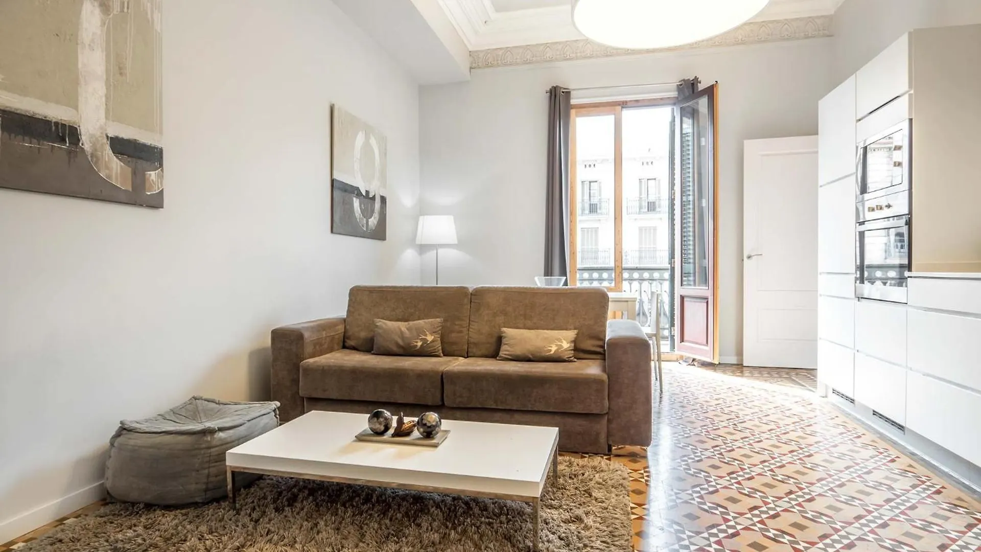Rent Top Apartments Rambla Catalunya Barcelona Spanien